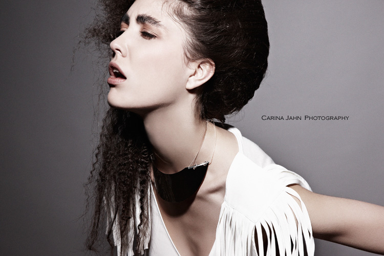 tasha aventgarde hairstyle no make-up make-up make-up artist wiesbaden portrait carina jahn